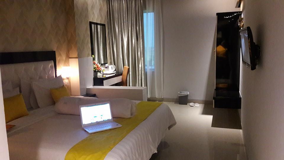 Kaliban Hotel Batam Exterior photo